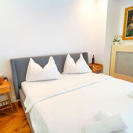 Luxury Central Park Apartment Bucureşti Eksteriør bilde