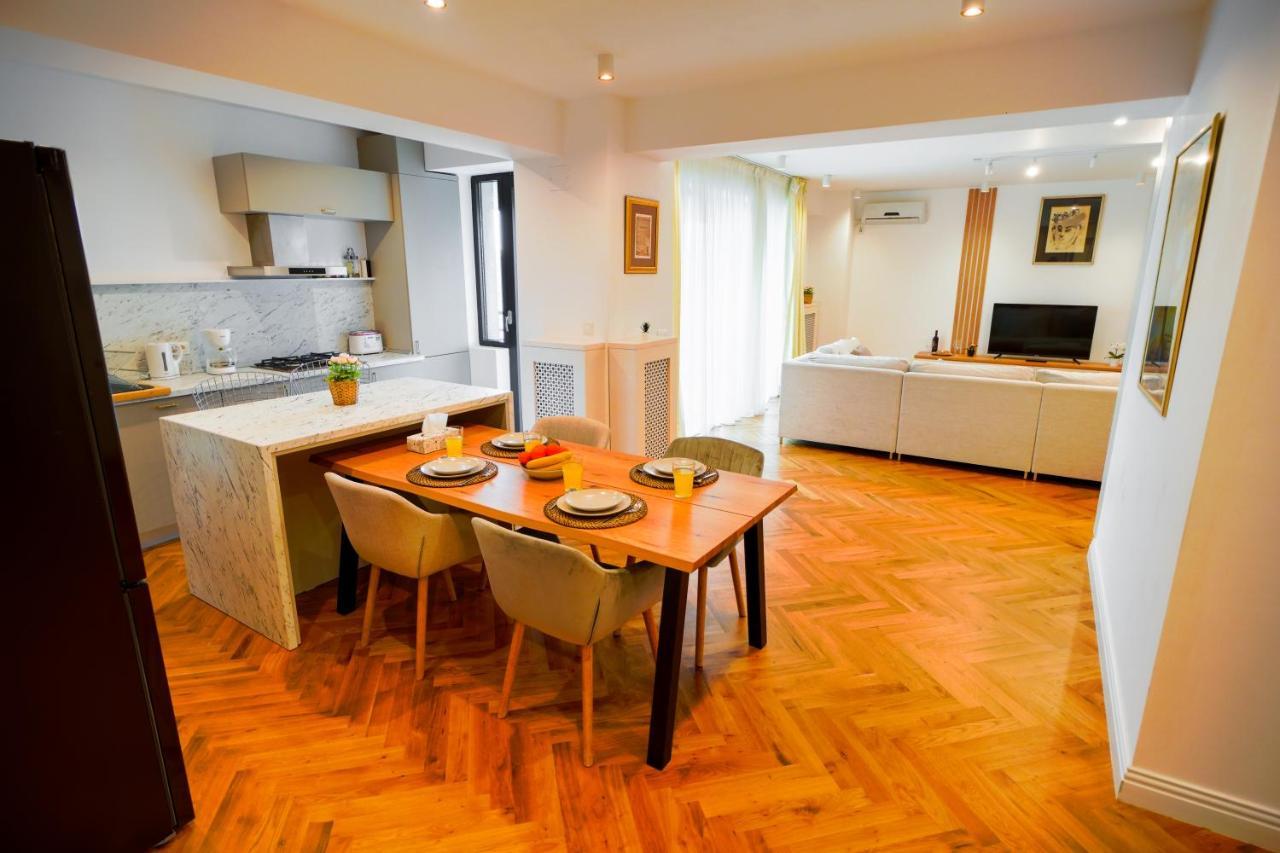 Luxury Central Park Apartment Bucureşti Eksteriør bilde