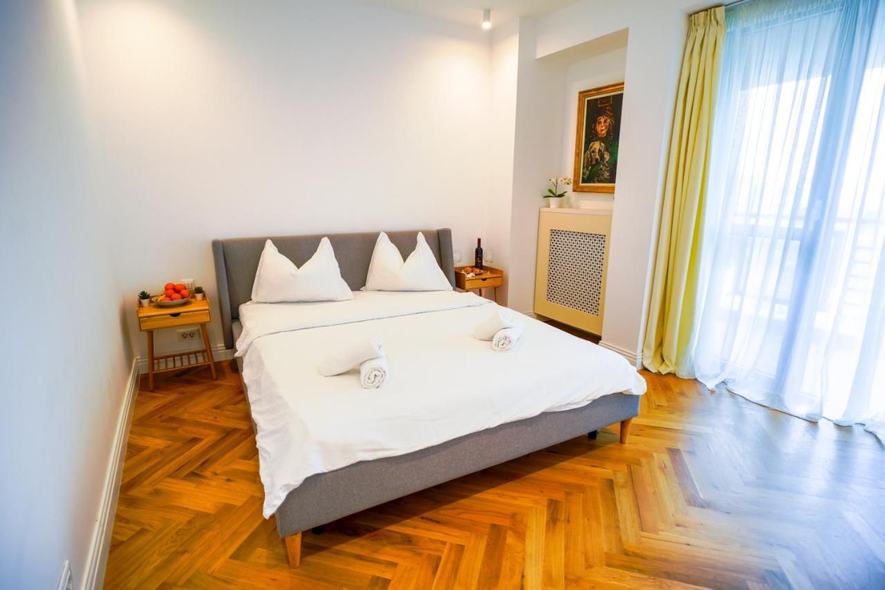 Luxury Central Park Apartment Bucureşti Eksteriør bilde